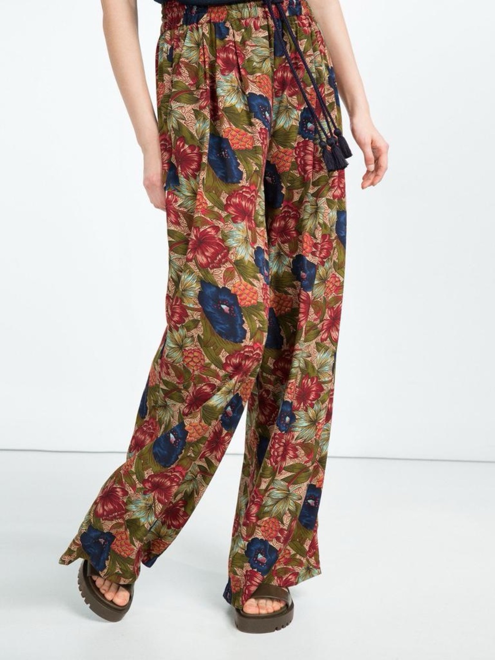 Floral Wide-Leg Pull-On Pants in Olive Multi